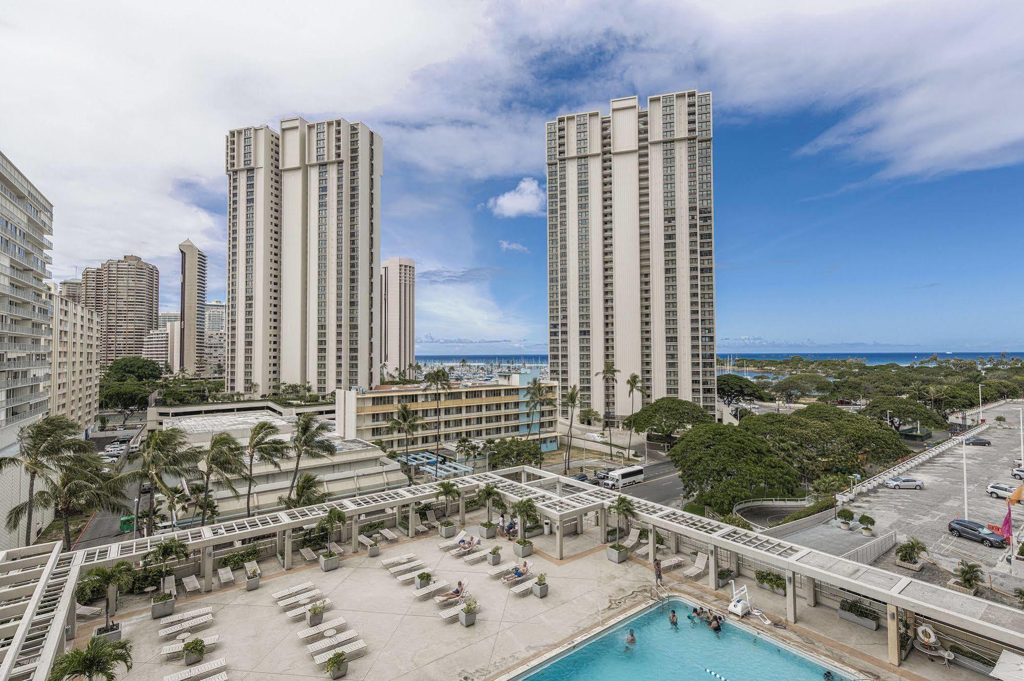 Ala Moana Hotelcondo By Luana Vacation Rental Гонолулу Экстерьер фото