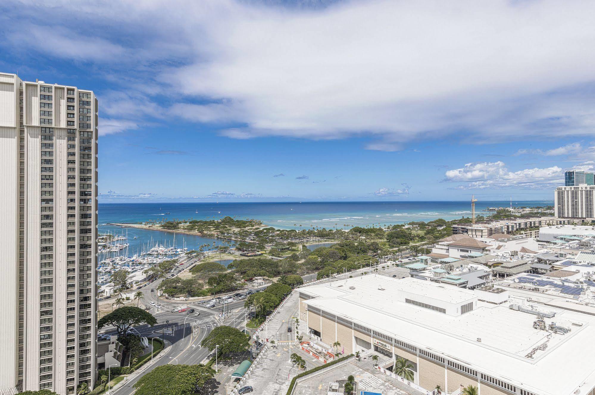 Ala Moana Hotelcondo By Luana Vacation Rental Гонолулу Экстерьер фото
