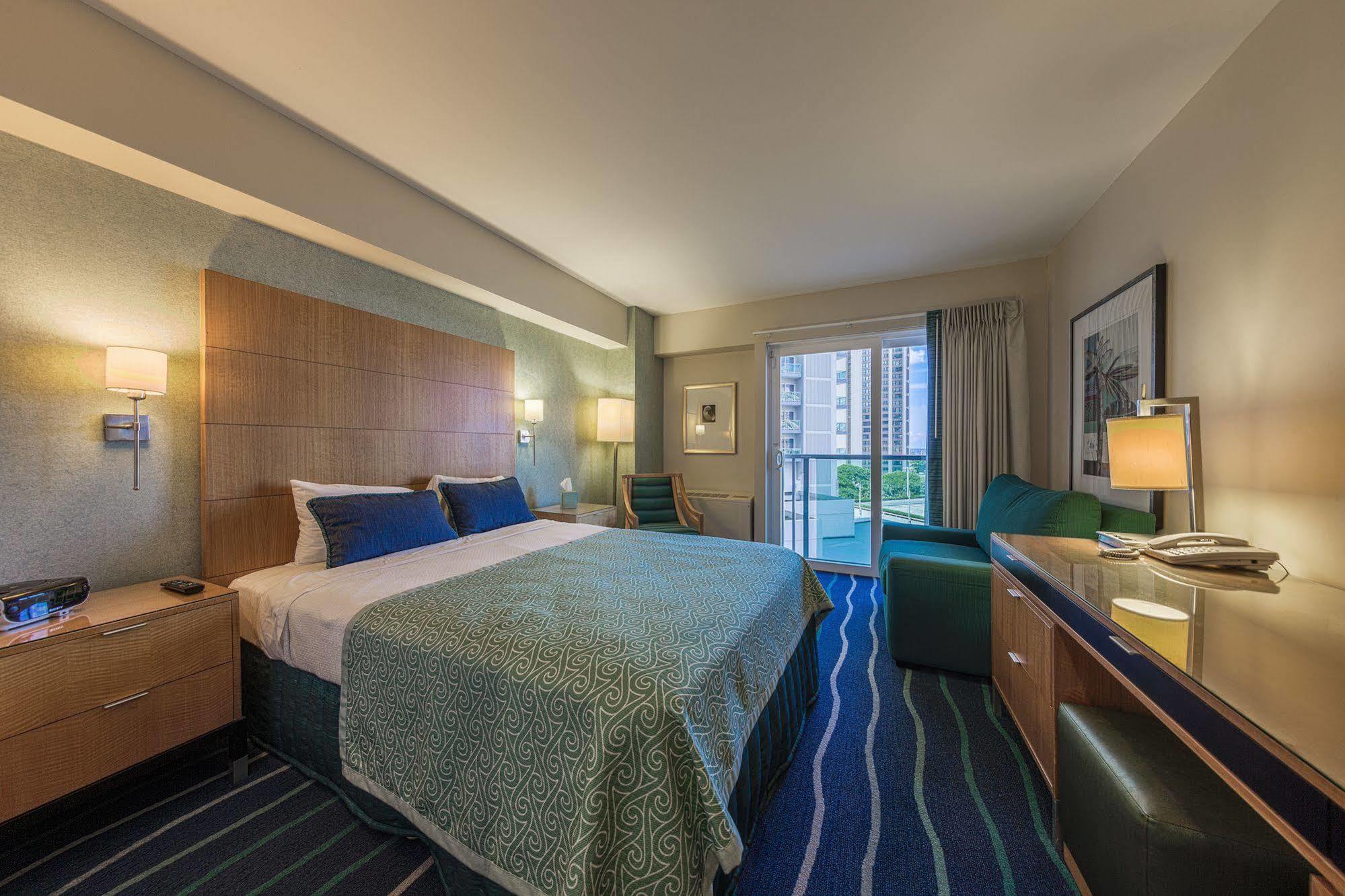 Ala Moana Hotelcondo By Luana Vacation Rental Гонолулу Экстерьер фото