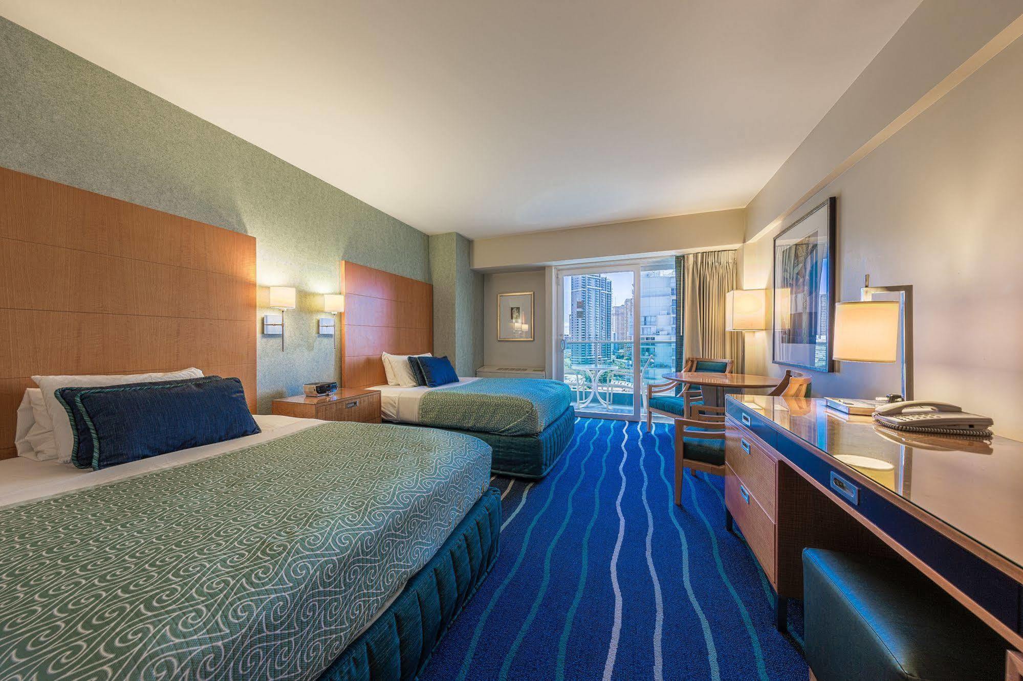 Ala Moana Hotelcondo By Luana Vacation Rental Гонолулу Экстерьер фото